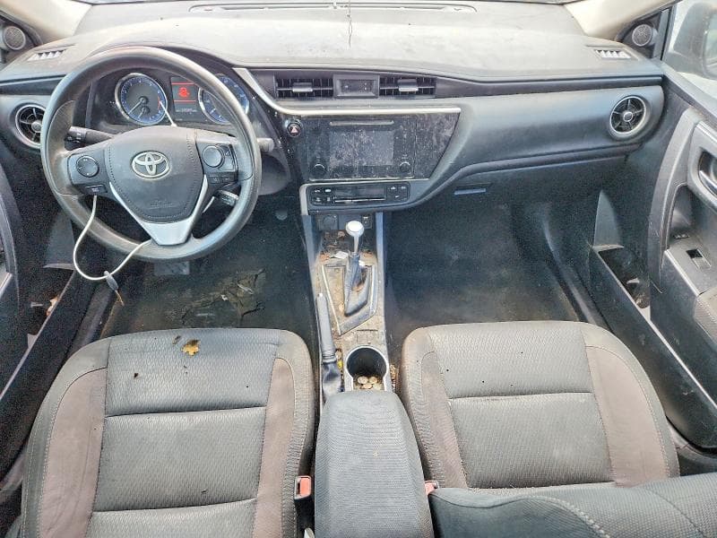 2019 TOYOTA COROLLA LE 8
