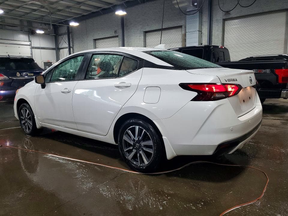 2022 NISSAN VERSA SV 2