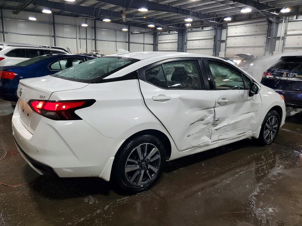 2022 NISSAN VERSA SV 3