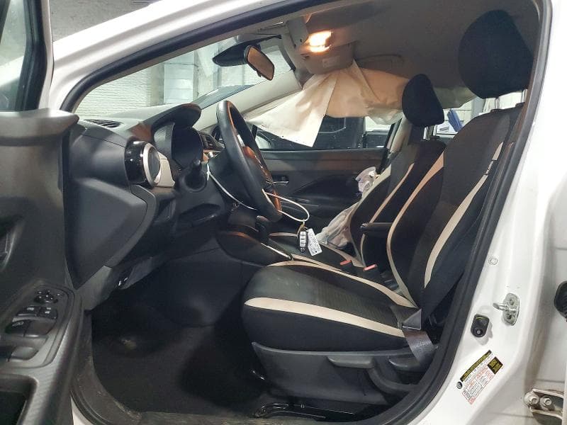2022 NISSAN VERSA SV 7