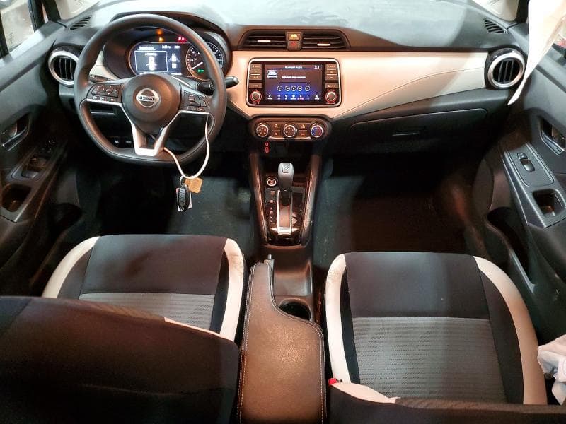 2022 NISSAN VERSA SV 8