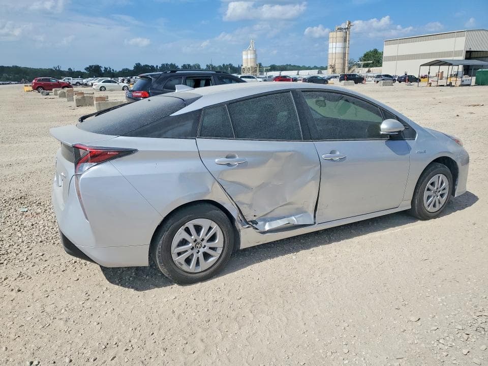 2017 TOYOTA PRIUS TWO 3