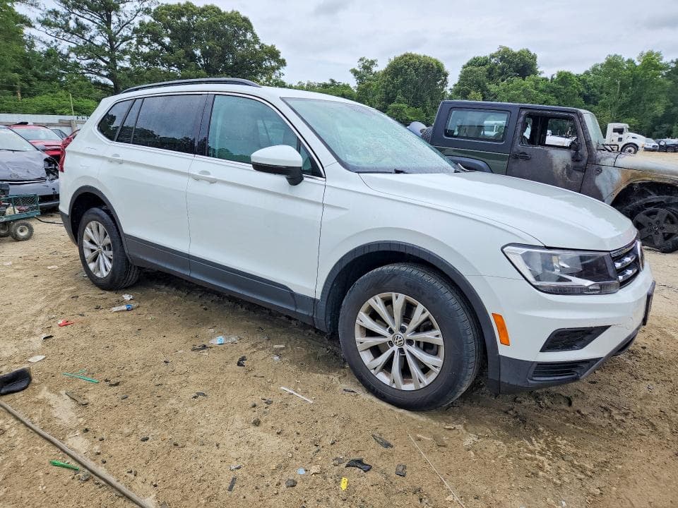 2019 VOLKSWAGEN TIGUAN SE SE 4
