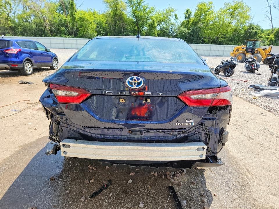 2021 TOYOTA CAMRY LE LE 6