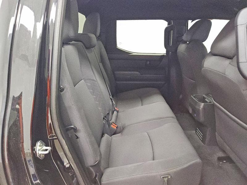 2024 TOYOTA TACOMA SR5 10