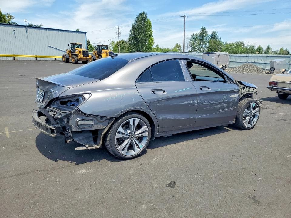 2019 MERCEDES-BENZ CLA 250 4MATIC 3