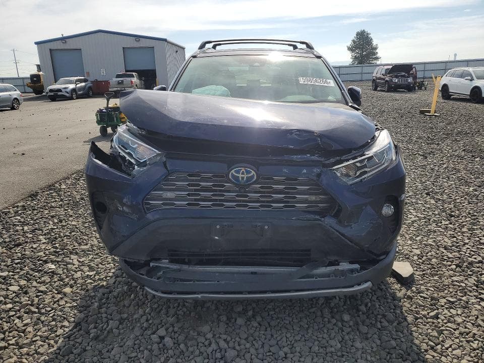 2019 TOYOTA RAV4 LIMITED 5