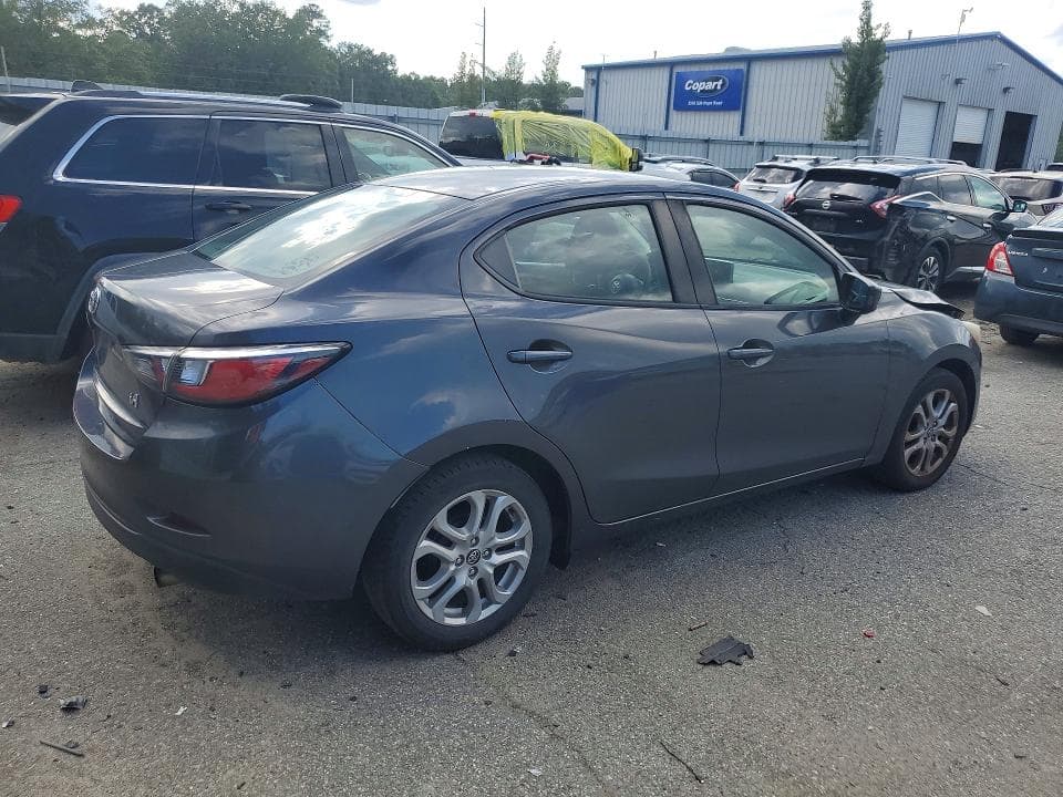 2017 TOYOTA YARIS IA BASE 3