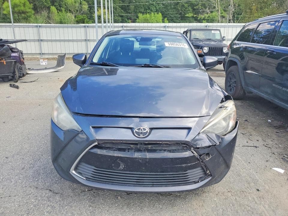 2017 TOYOTA YARIS IA BASE 5