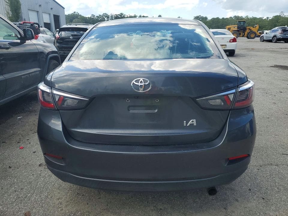 2017 TOYOTA YARIS IA BASE 6