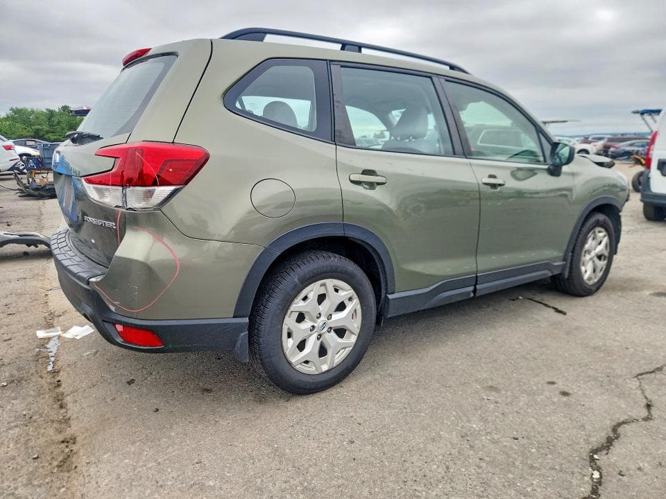 2019 SUBARU FORESTER 3