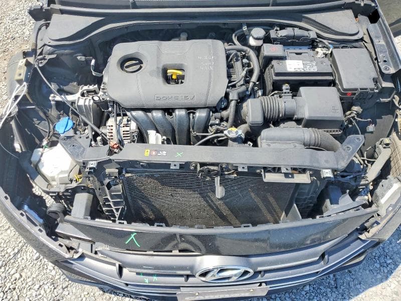 2020 HYUNDAI ELANTRA SE 11
