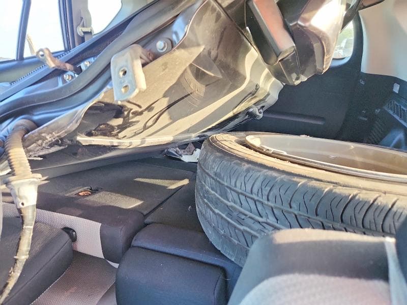 2016 TOYOTA RAV4 HV XLE 13