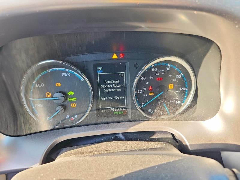 2016 TOYOTA RAV4 HV XLE 9