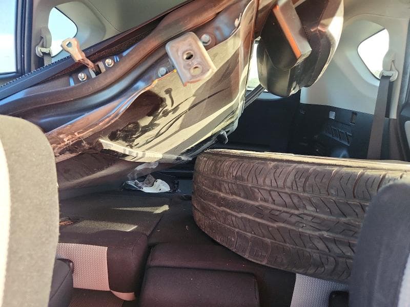 2016 TOYOTA RAV4 HV XLE 10