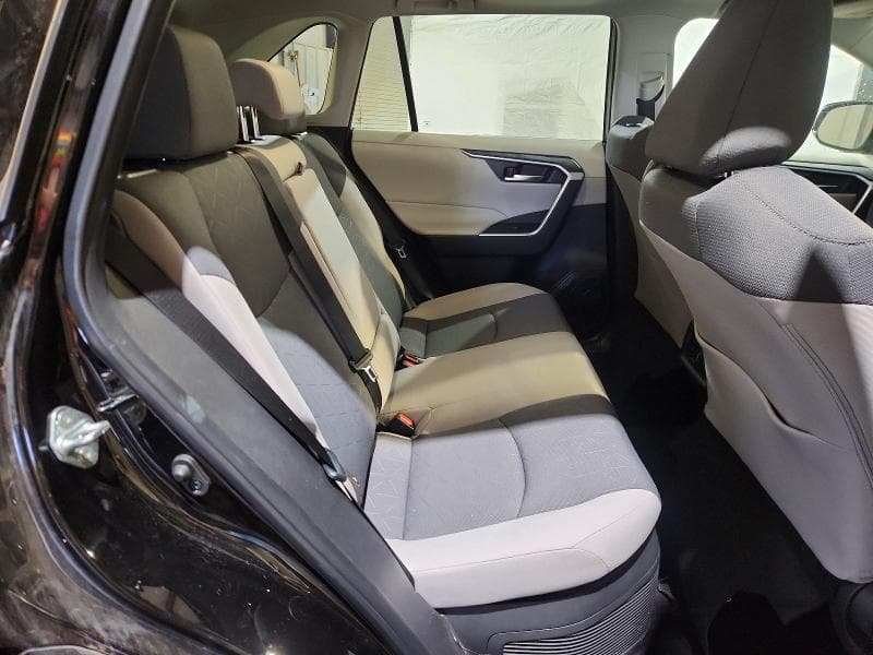 2024 TOYOTA RAV4 HYBRID XLE 11