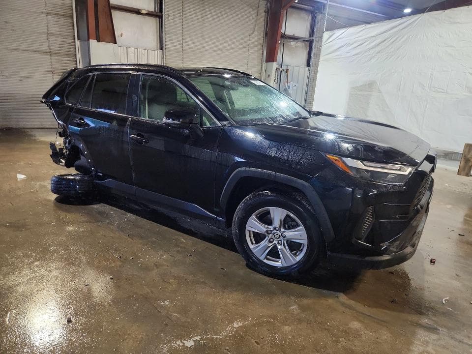 2024 TOYOTA RAV4 HYBRID XLE 4