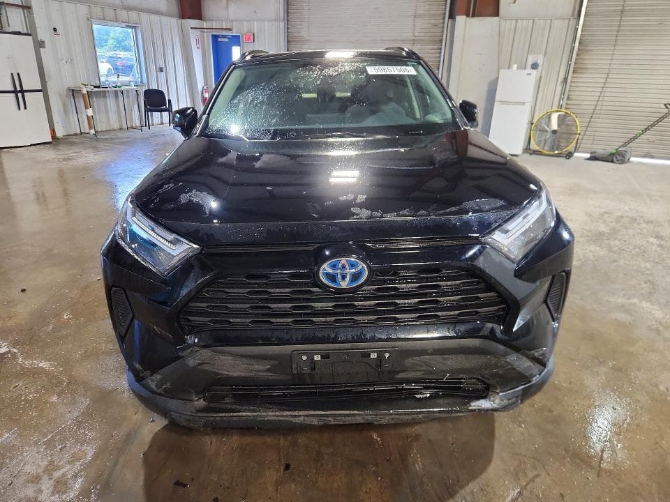 2024 TOYOTA RAV4 HYBRID XLE 5