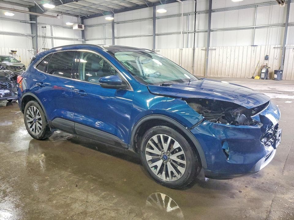 2020 FORD ESCAPE TITANIUM 4