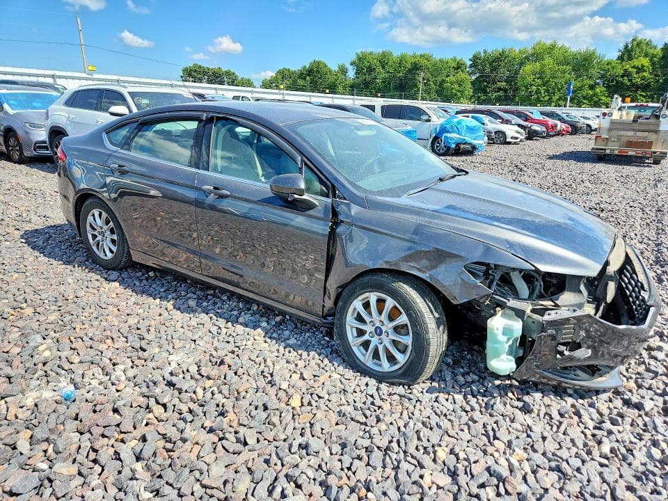 2017 FORD FUSION S S 4