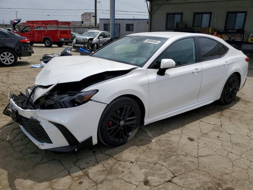 2025 TOYOTA CAMRY SE - 1
