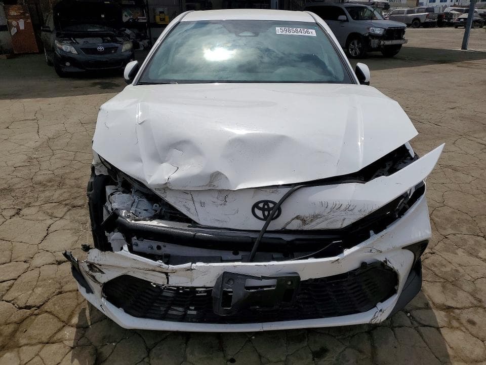 2025 TOYOTA CAMRY SE 5