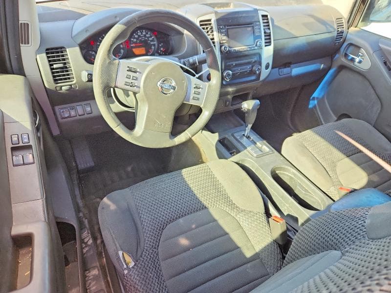 2017 NISSAN FRONTIER SV 8