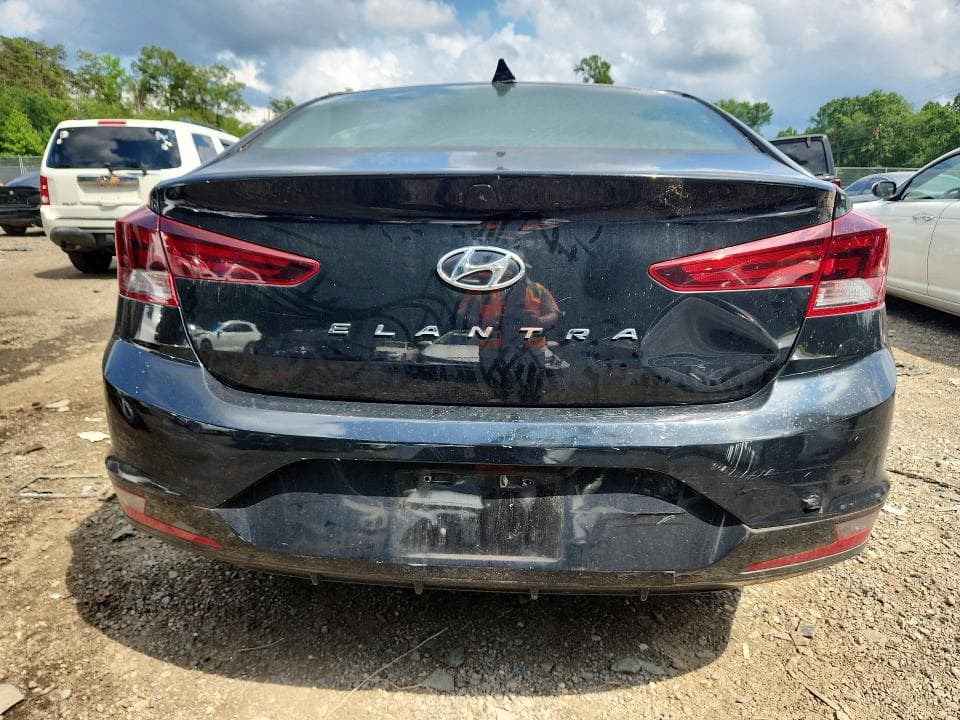 2020 HYUNDAI ELANTRA SEL SEL 6
