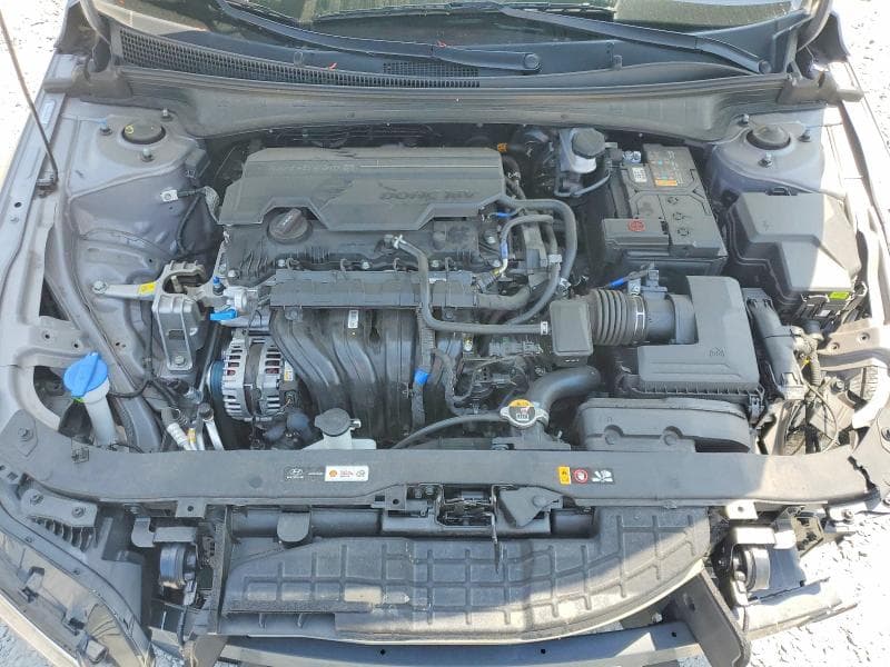 2025 HYUNDAI ELANTRA SE 11