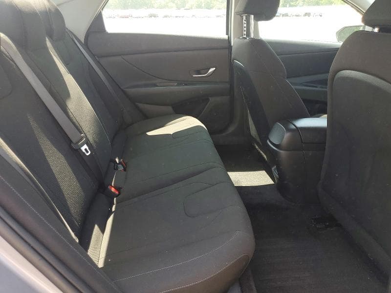 2025 HYUNDAI ELANTRA SE 10