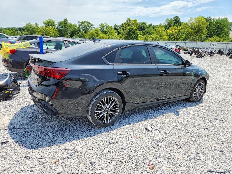 2024 KIA FORTE GT LINE 3