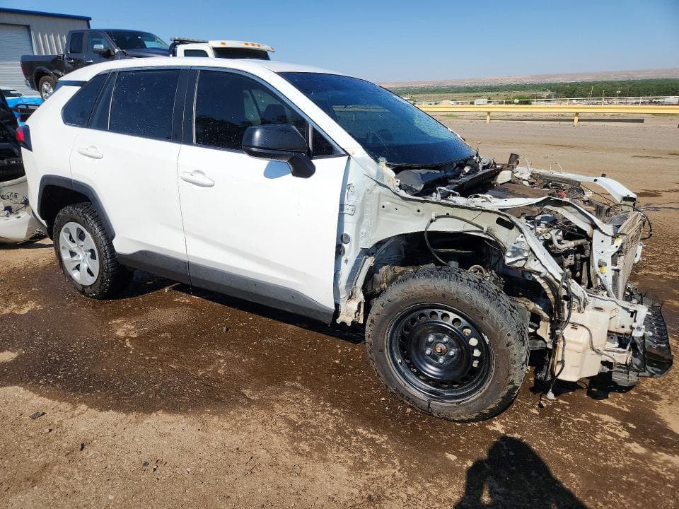 2022 TOYOTA RAV4 LE 4