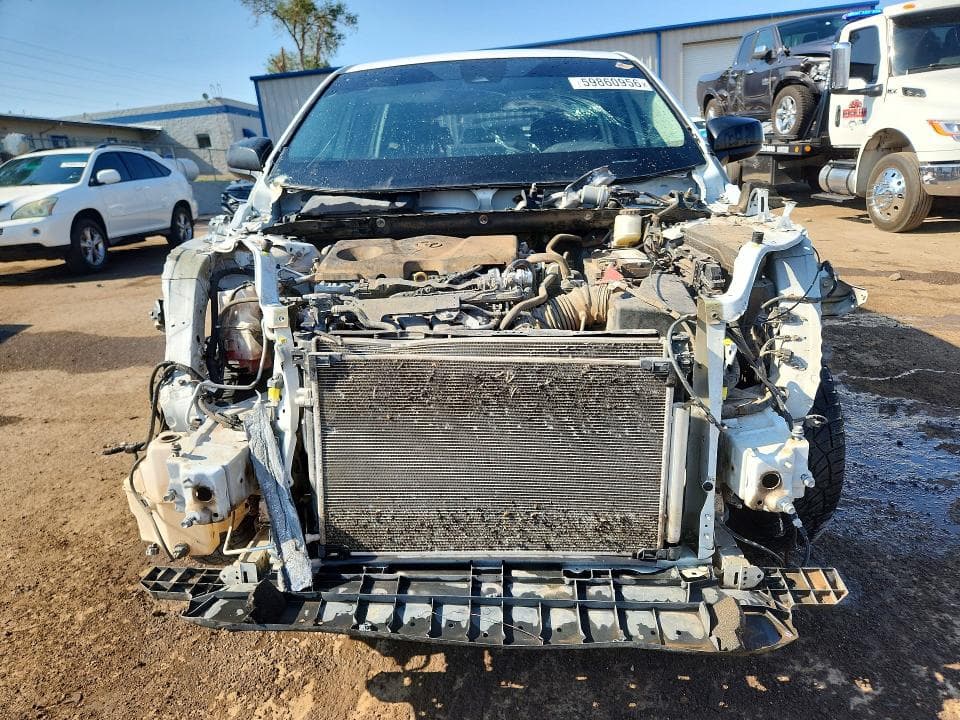 2022 TOYOTA RAV4 LE 5