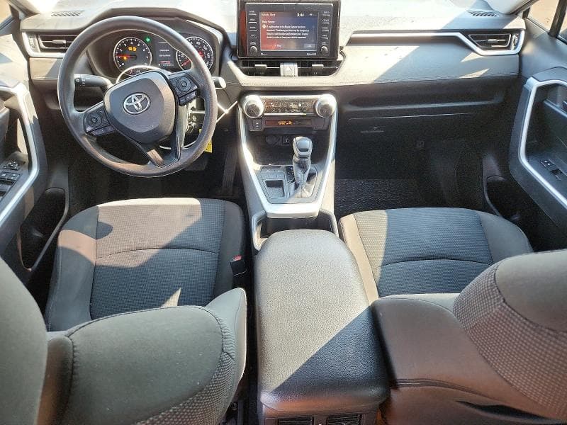 2022 TOYOTA RAV4 LE 8