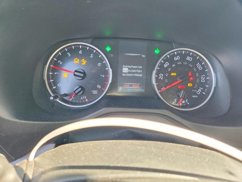 2022 TOYOTA RAV4 LE 9