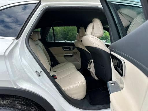 2024 MERCEDES-BENZ GLC 300 300 7