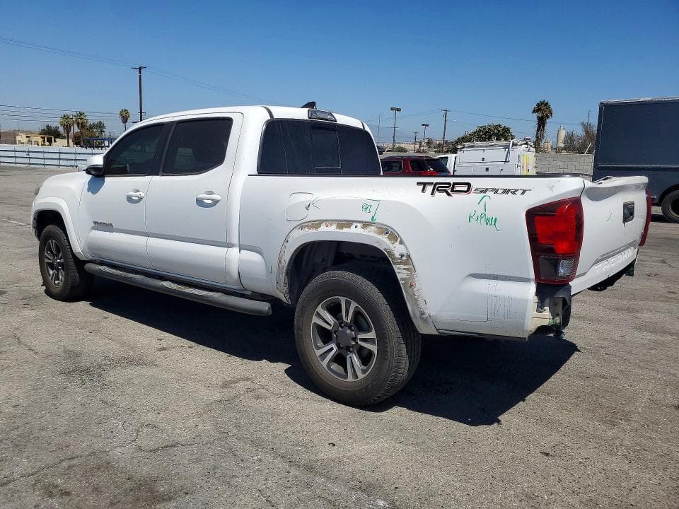2019 TOYOTA TACOMA TRD SPORT 2