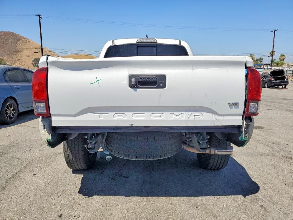 2019 TOYOTA TACOMA TRD SPORT 6