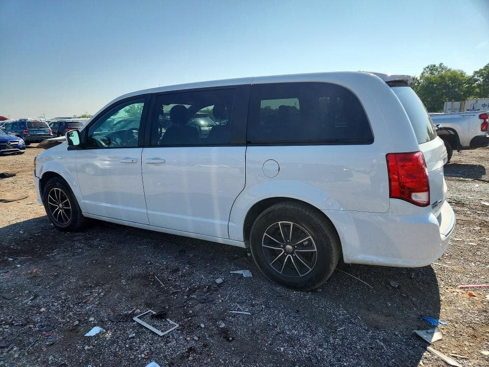 2018 DODGE GRAND CARAVAN SE 2