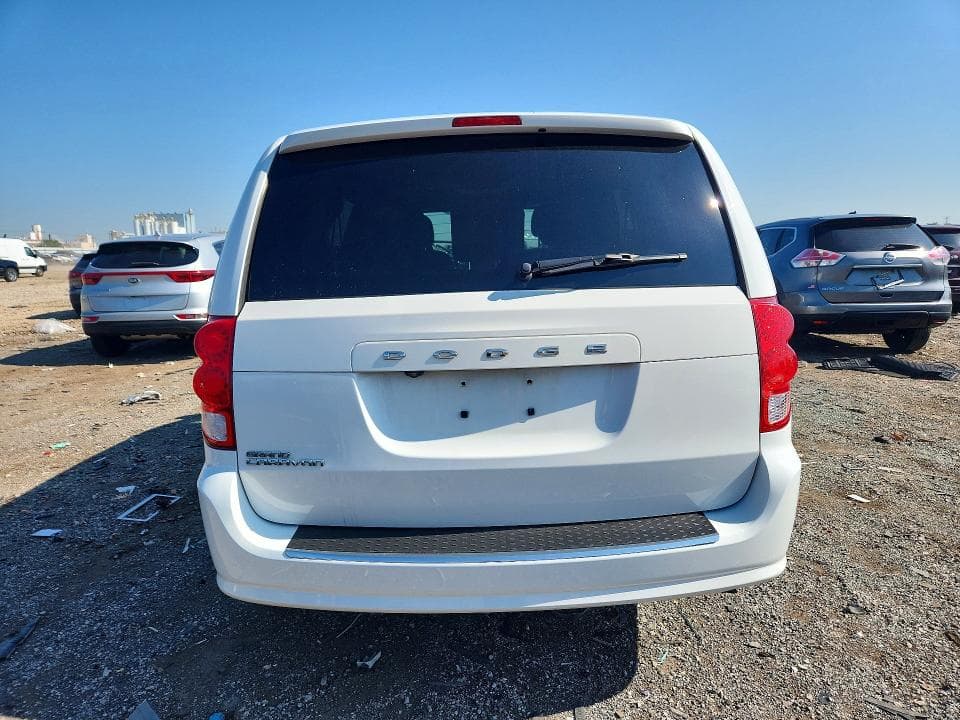 2018 DODGE GRAND CARAVAN SE 6