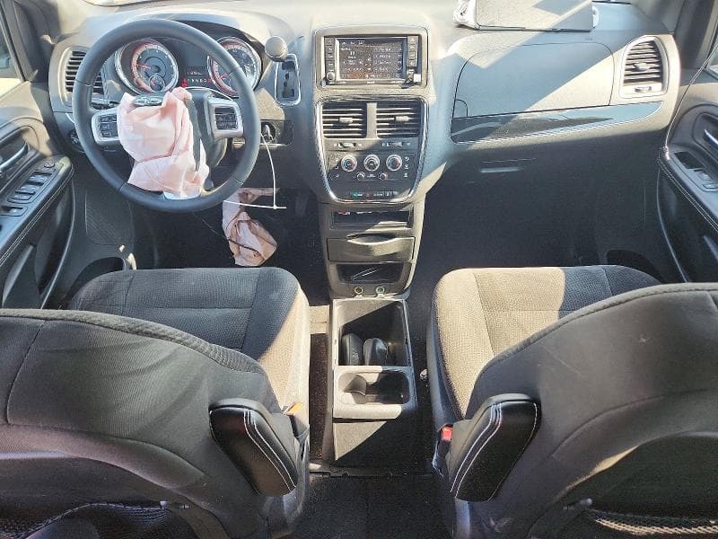 2018 DODGE GRAND CARAVAN SE 8