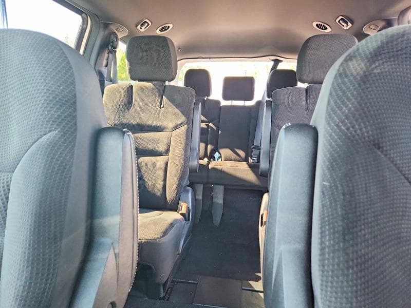 2018 DODGE GRAND CARAVAN SE 10