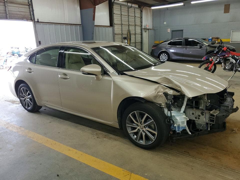 2017 LEXUS ES 300H 4