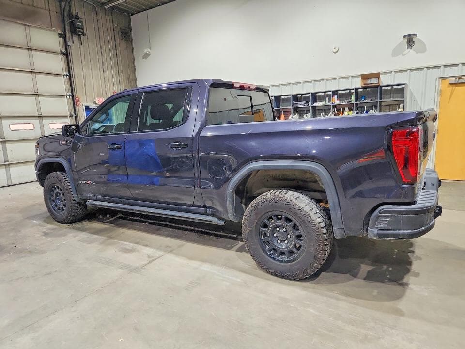 2026 GMC SIERRA K1500 AT4X 2