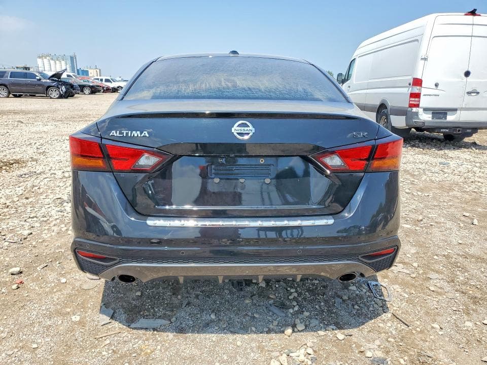 2021 NISSAN ALTIMA SR 6