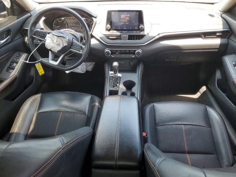 2021 NISSAN ALTIMA SR 8