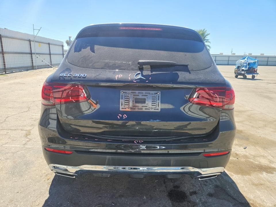 2020 MERCEDES-BENZ GLC 300 6