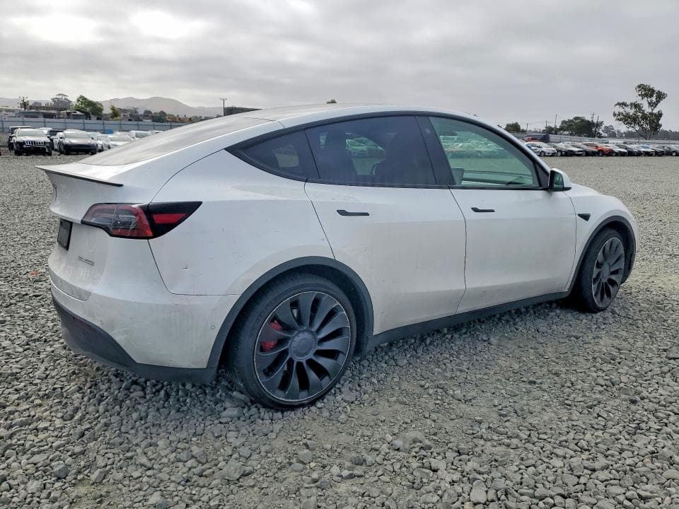 2022 TESLA MODEL Y 3