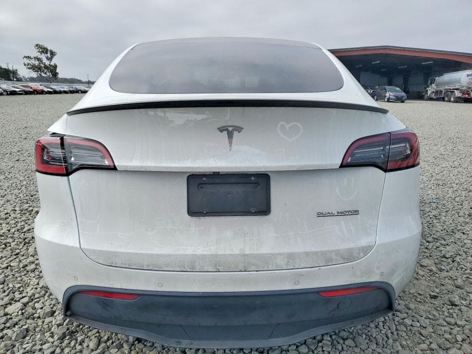 2022 TESLA MODEL Y 6