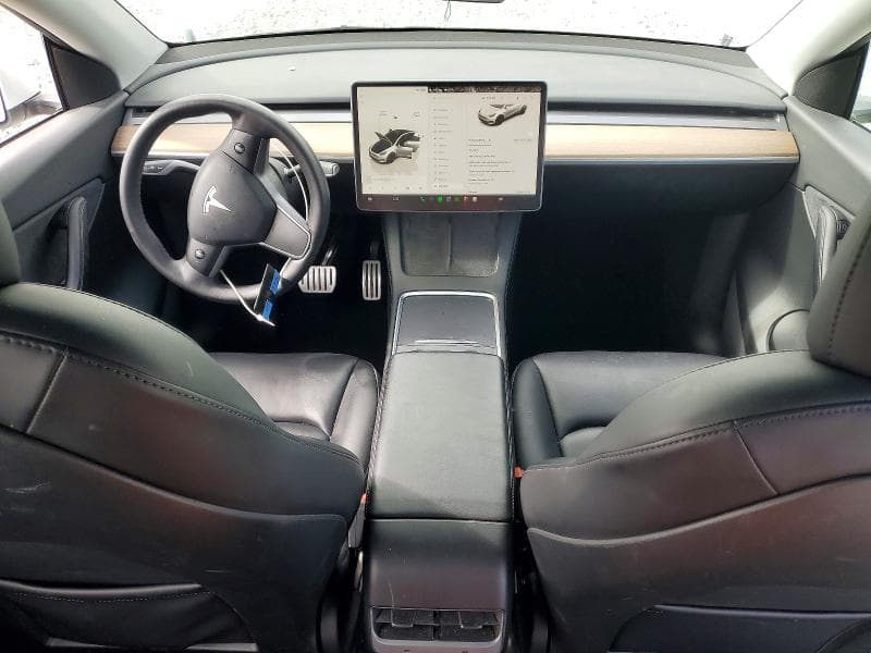 2022 TESLA MODEL Y 8